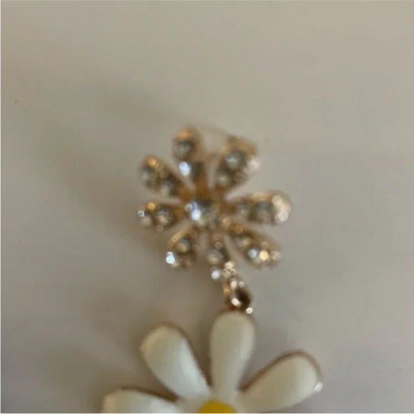 Daisy Drop Earrings in Gold and White - Picture 7 of 8